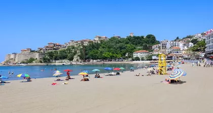 Чорногорія resorts: Ульцинь
